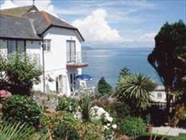 Fieldhead Hotel & Horizons Restaurant,  Looe