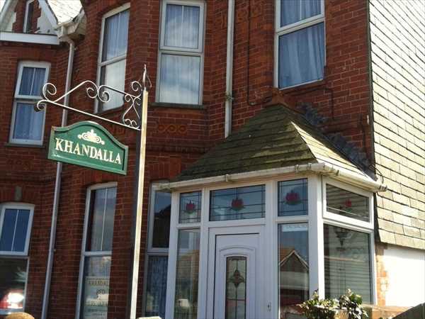 Khandalla B & B,  Padstow